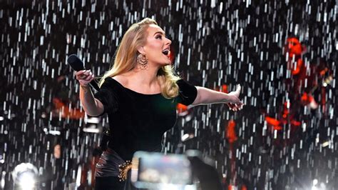  Adele's Renaissance Concert: A Celebration of Music and Self-Discovery in Cape Town?