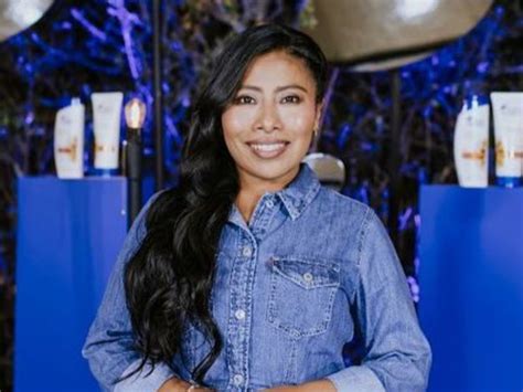 Yalitza Aparicio Thắp Sáng Lễ Ra Mắt Phim Presencias – Một Buổi Tối Đầy Hạnh Phúc và Xúc Động!